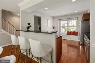 7813 Wintercress Ln, Springfield, VA 22152 - Photo 11