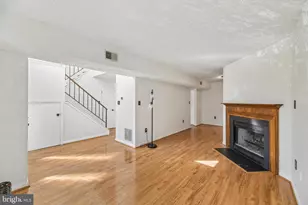 6101 Hoskins Hollow Cir, Centreville, VA 20121 - Photo 11