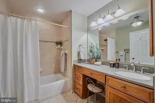 13392 Point Rider Ln, Herndon, VA 20171 - Photo 23