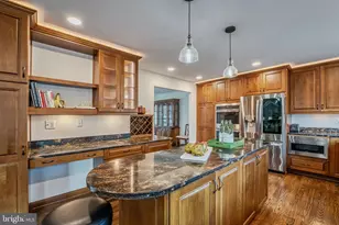 13392 Point Rider Ln, Herndon, VA 20171 - Photo 5