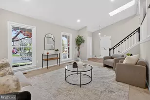 9217 Dorothy Ln, Springfield, VA 22153 - Photo 7