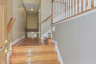 146 Herndon Mill Cir, Herndon, VA 20170 - Photo 3