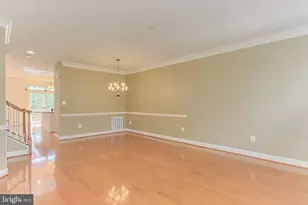 146 Herndon Mill Cir, Herndon, VA 20170 - Photo 9