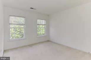 146 Herndon Mill Cir, Herndon, VA 20170 - Photo 27