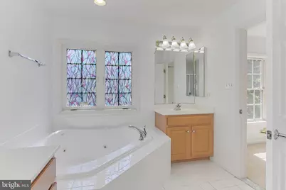 146 Herndon Mill Circle, Herndon, VA 20170 - Photo 23