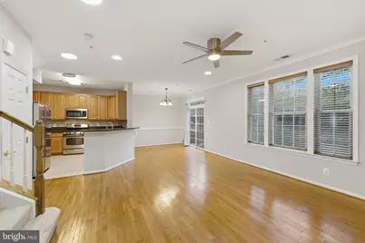 4609 Hummingbird Lane #106, Fairfax, VA 22033 - Photo 5