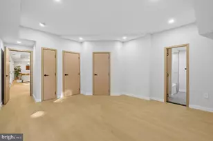 1124 Savile Ln, McLean, VA 22101 - Photo 107