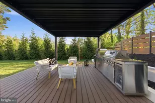 1124 Savile Ln, McLean, VA 22101 - Photo 115