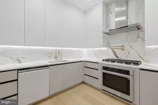 1124 Savile Ln, McLean, VA 22101 - Photo 23
