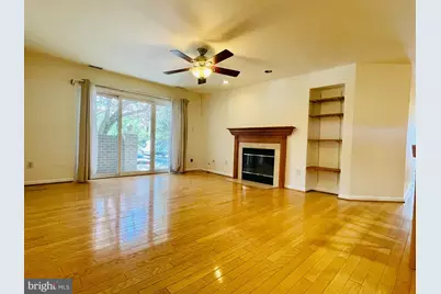 7715 Lafayette Forest Drive #101, Annandale, VA 22003 - Photo 3