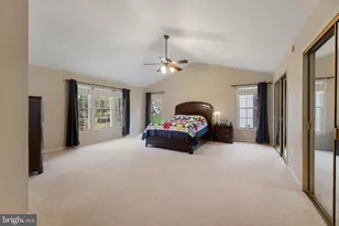 6189 Hidden Canyon Rd, Centreville, VA 20120 - Photo 19