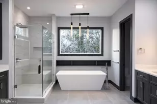 2613 Beacon Hill Rd, Alexandria, VA 22306 - Photo 39