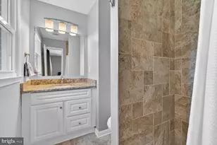 6811 Sydenstricker Rd, Springfield, VA 22152 - Photo 19