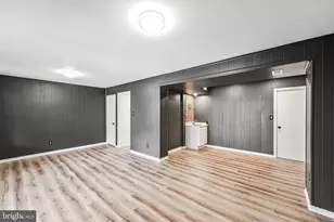 8309 Highcliffe Ct, Annandale, VA 22003 - Photo 29