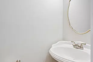 8309 Highcliffe Ct, Annandale, VA 22003 - Photo 15