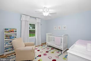811 Follin Farm Ln, Great Falls, VA 22066 - Photo 27