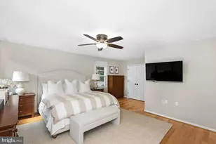 811 Follin Farm Ln, Great Falls, VA 22066 - Photo 21