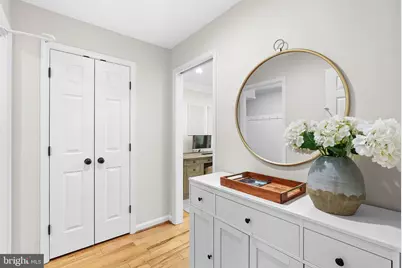811 Follin Farm Lane, Great Falls, VA 22066 - Photo 17