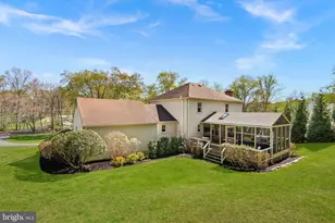 811 Follin Farm Ln, Great Falls, VA 22066 - Photo 41