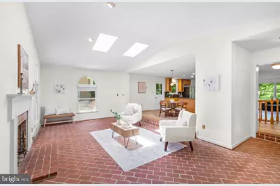 6604 Grey Fox Drive, Springfield, VA 22152 - Photo 5