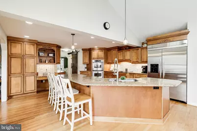 3137 Hunt Road, Oakton, VA 22124 - Photo 15