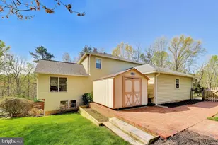 3137 Hunt Rd, Oakton, VA 22124 - Photo 79