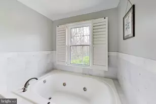 3137 Hunt Rd, Oakton, VA 22124 - Photo 37