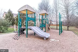 12628 Plow Ct, Fairfax, VA 22030 - Photo 79