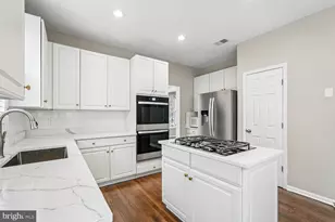 11400 Night Star Way, Reston, VA 20194 - Photo 43