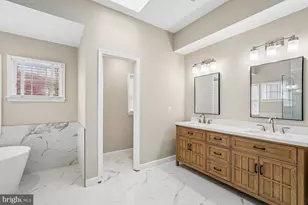11400 Night Star Way, Reston, VA 20194 - Photo 55