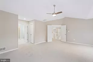 11400 Night Star Way, Reston, VA 20194 - Photo 45