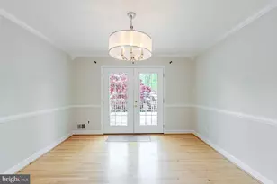 6526 Greenview Ln, Springfield, VA 22152 - Photo 19