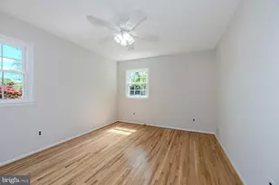 6526 Greenview Ln, Springfield, VA 22152 - Photo 29