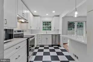 309 Center St N, Vienna, VA 22180 - Photo 7