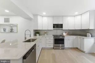 3142 Valentino Ct, Oakton, VA 22124 - Photo 5