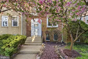 3142 Valentino Ct, Oakton, VA 22124 - Photo 3