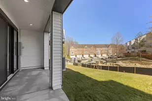 8454 Begonia Ln, Lorton, VA 22079 - Photo 11