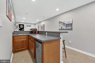 11922 Holly Spring Dr, Great Falls, VA 22066 - Photo 39