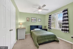 11922 Holly Spring Dr, Great Falls, VA 22066 - Photo 31