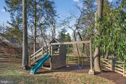 11922 Holly Spring Drive, Great Falls, VA 22066 - Photo 57