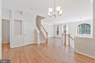4112 Flower Box Ct, Fairfax, VA 22030 - Photo 7