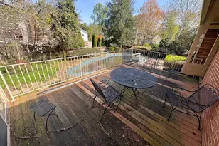 6018 Beech Tree Dr, Alexandria, VA 22310 - Photo 7