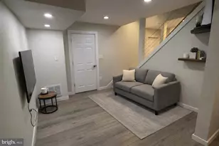 9666 Masterworks Dr, Vienna, VA 22181 - Photo 17