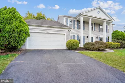 13205 Pleasant Glen Court, Herndon, VA 20171 - Photo 9
