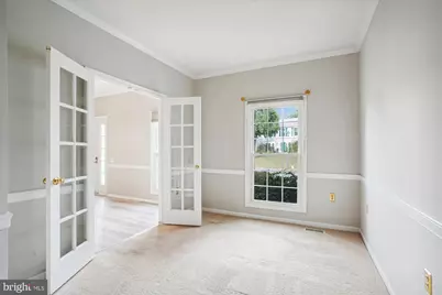 13205 Pleasant Glen Court, Herndon, VA 20171 - Photo 5