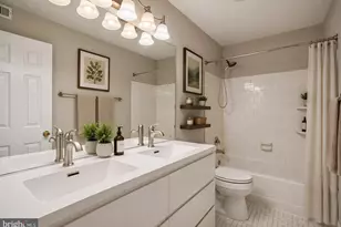 13205 Pleasant Glen Ct, Herndon, VA 20171 - Photo 23