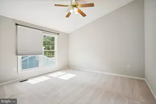 13205 Pleasant Glen Ct, Herndon, VA 20171 - Photo 27