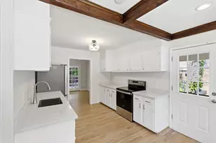 4326 Duncan Dr, Annandale, VA 22003 - Photo 9
