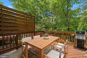 7961 Hidden Bridge Dr, Springfield, VA 22153 - Photo 37