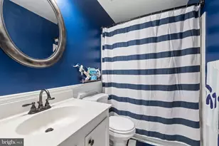 6206 Redins Dr, Alexandria, VA 22310 - Photo 11